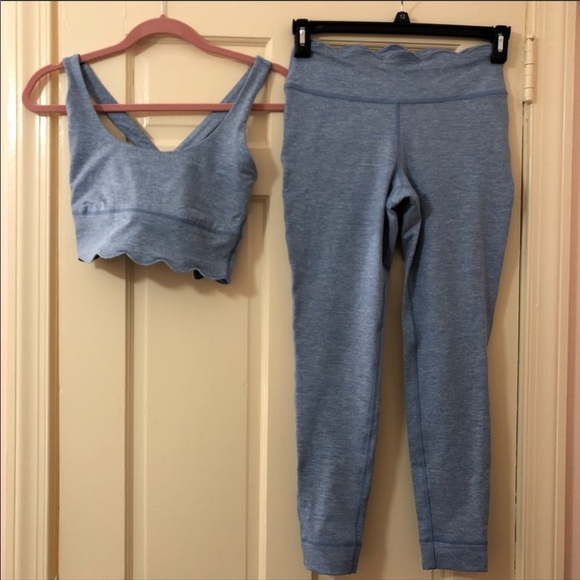 Club Monaco Blue Scalloped Workout Set - Picture 2 of 4